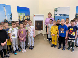 Социальный проект «К 200-летию Алексея Боголюбова – художника, просветителя, мецената» Социальный проект «К 200-летию Алексея Боголюбова – художника, просветителя, мецената».
