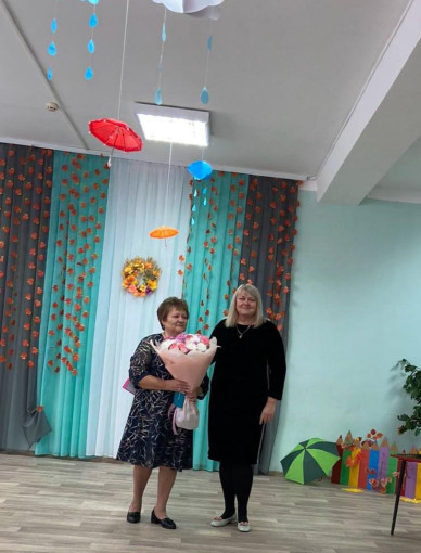 ПОЗДРАВЛЯЕМ ! ПОЗДРАВЛЯЕМ !.