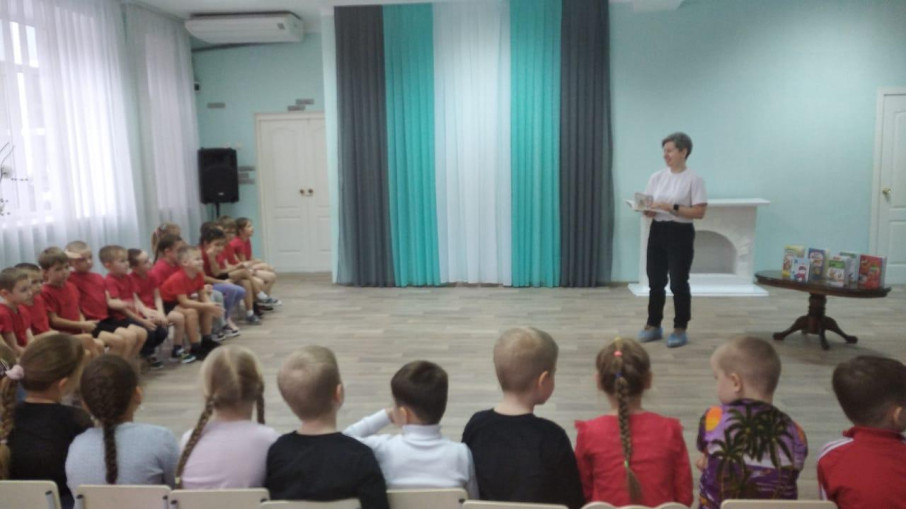Игровая программа "Весёлая семейка" , посвящённая творчеству Э. Успенского. Игровая программа "Весёлая семейка" , посвящённая творчеству Э. Успенского.